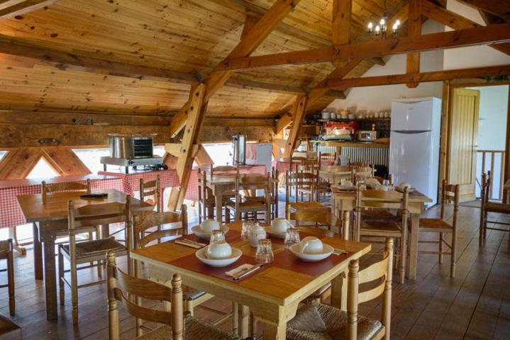 Reception room Crouy-sur-Ourcq