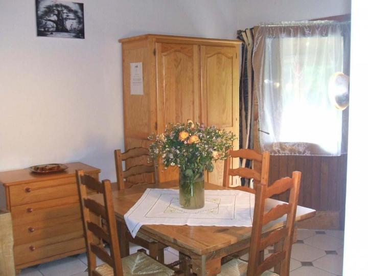 Reception room Crouy-sur-Ourcq